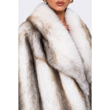 Manteau Fausse Fourrure Ivoire Marbrée – Col Châle | OkikiParis