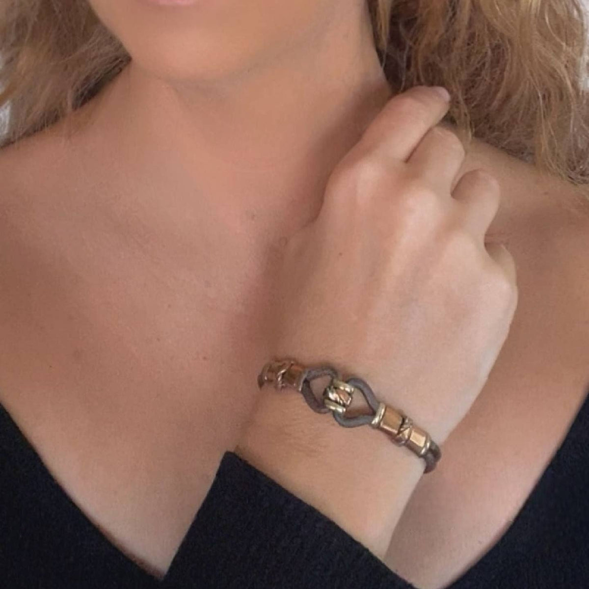 Bracelet en cuir, laiton et cuivre entrelacé artisanal unique - OkikiParis