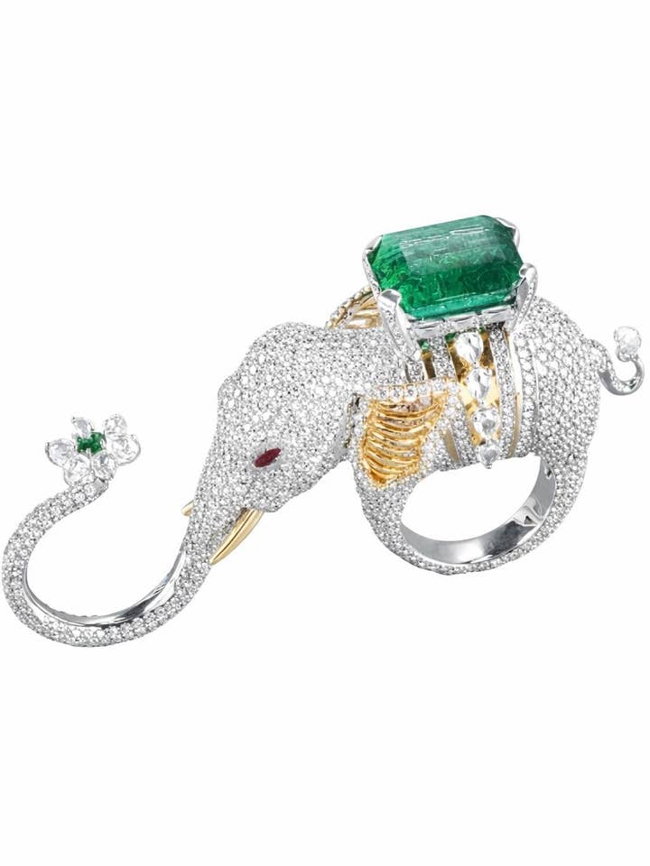 Reine Sultana Dubaï Éléphant en émeraude et diamant Rin - OkikiParis