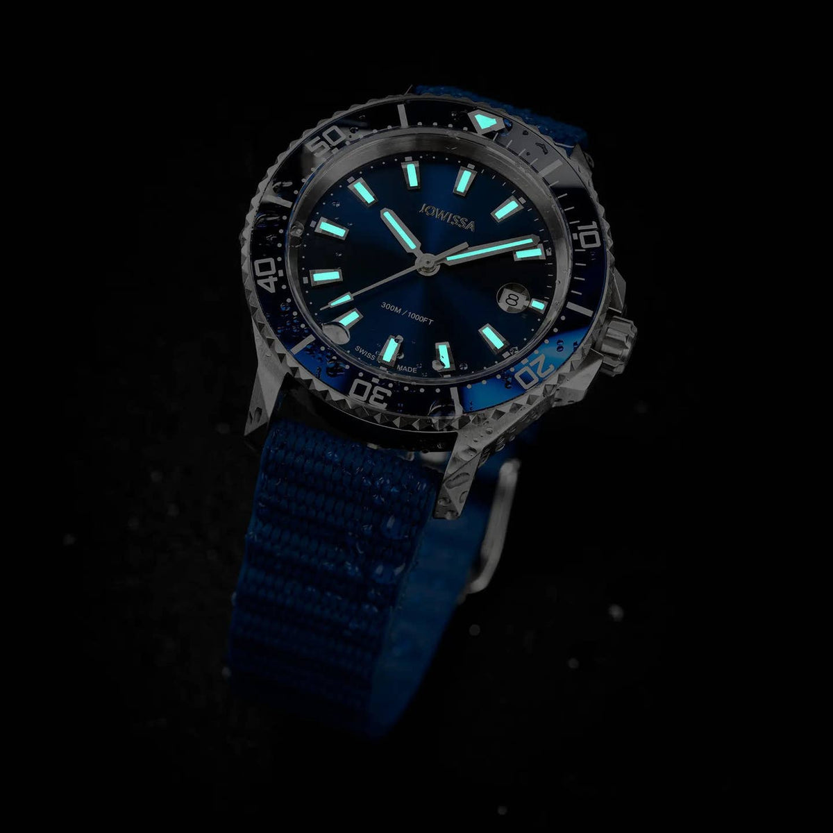 Coffret montre de plongée suisse Seamon 300 J10.077.L - OkikiParis