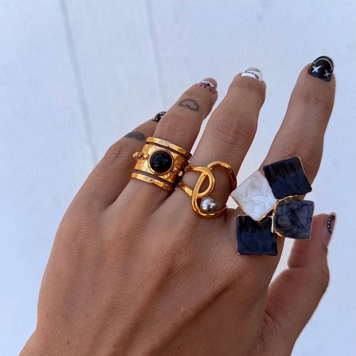 Bague en obsidienne – Bague audacieuse au ton noir avec un design affirmé - OkikiParis