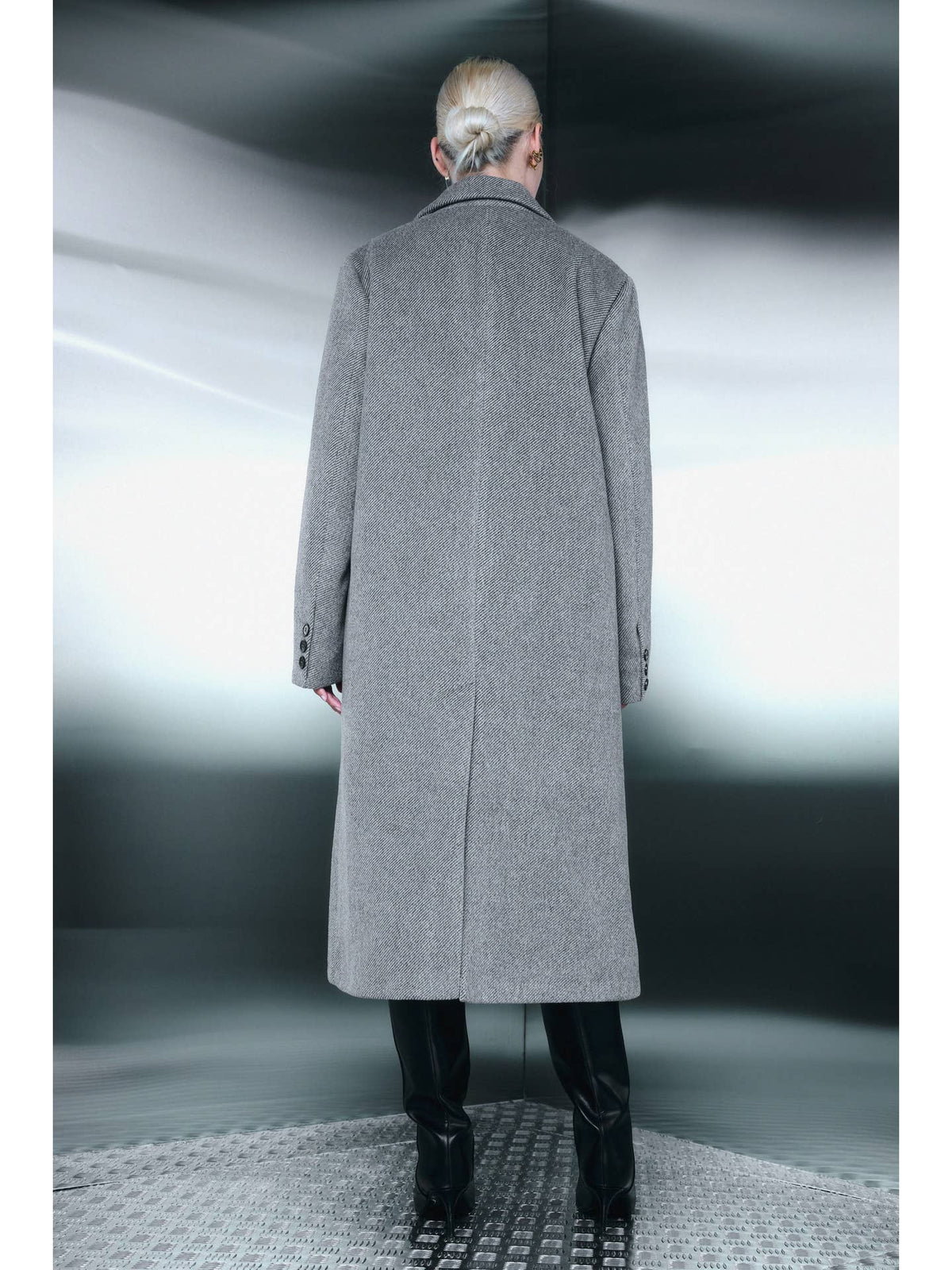 Manteau Long en Chevron à Fermeture Croisée | Col Revers Cranté – OkikiParis