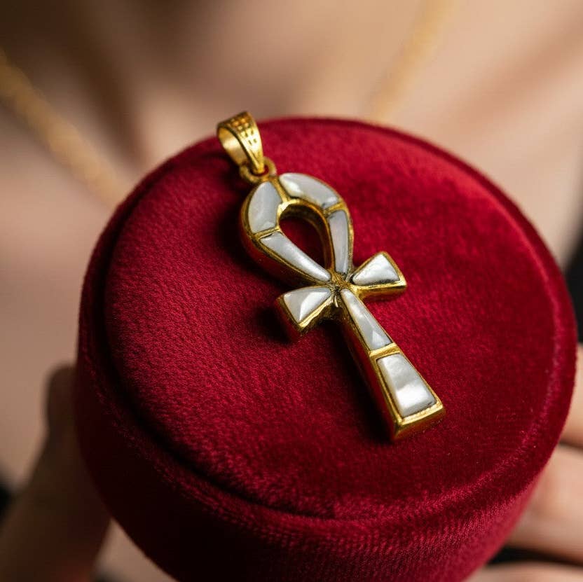 Collier ankh en or, pendentif égyptien « clé de la vie » en nacre - OkikiParis