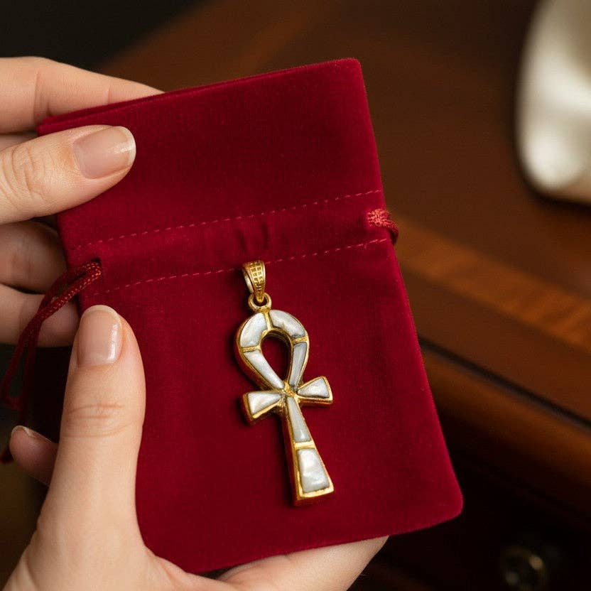 Collier ankh en or, pendentif égyptien « clé de la vie » en nacre - OkikiParis