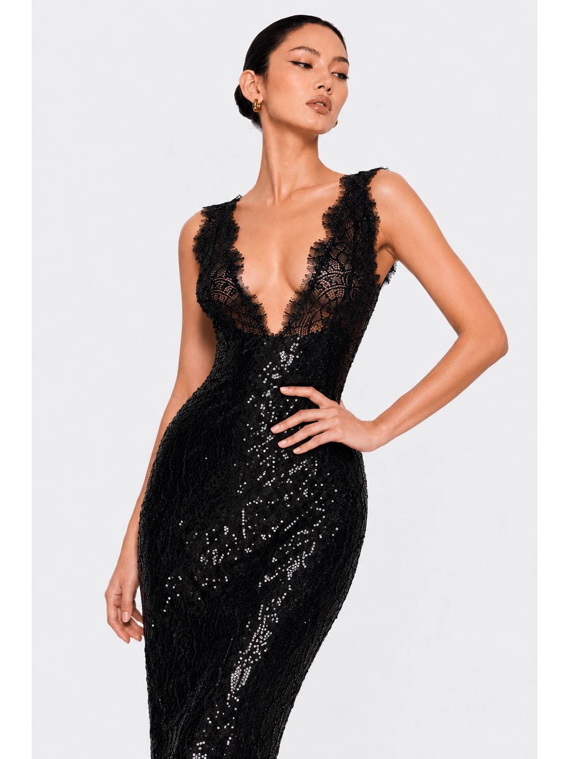Robe midi en dentelle minuit - OkikiParis