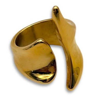 Bague Flow – Bague dorée à design organique - OkikiParis