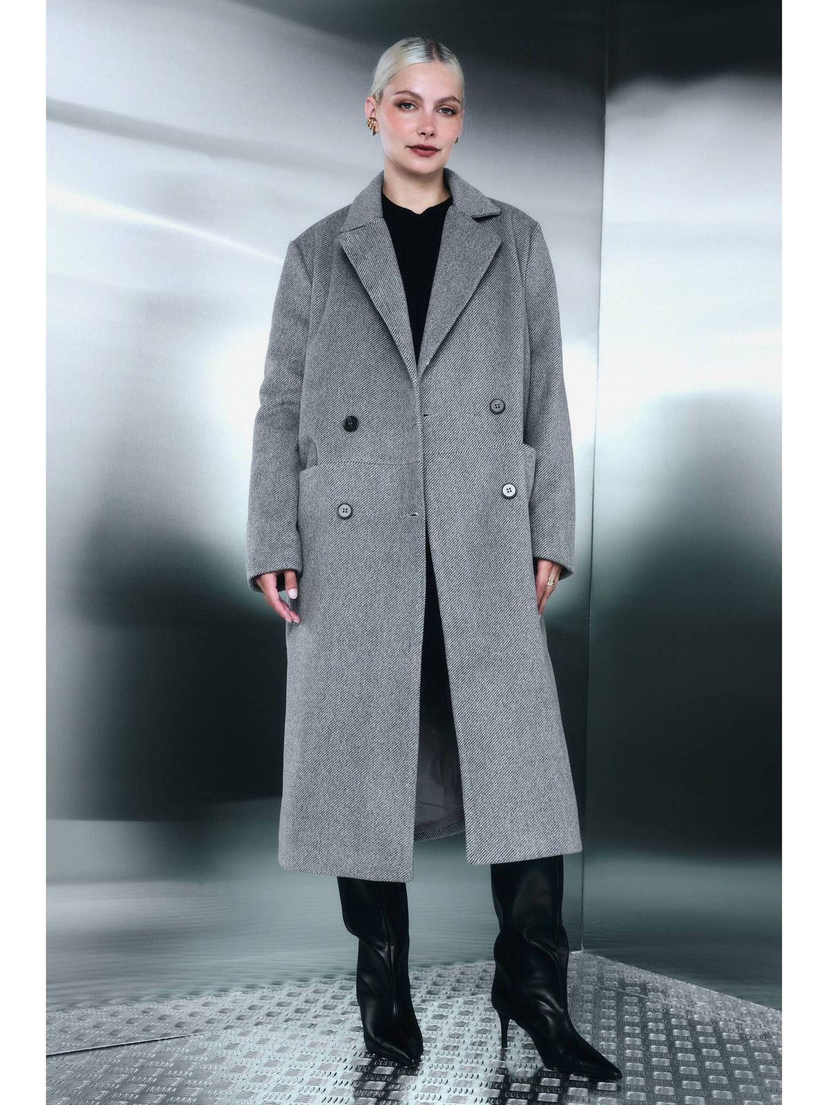 Manteau Long en Chevron à Fermeture Croisée | Col Revers Cranté – OkikiParis