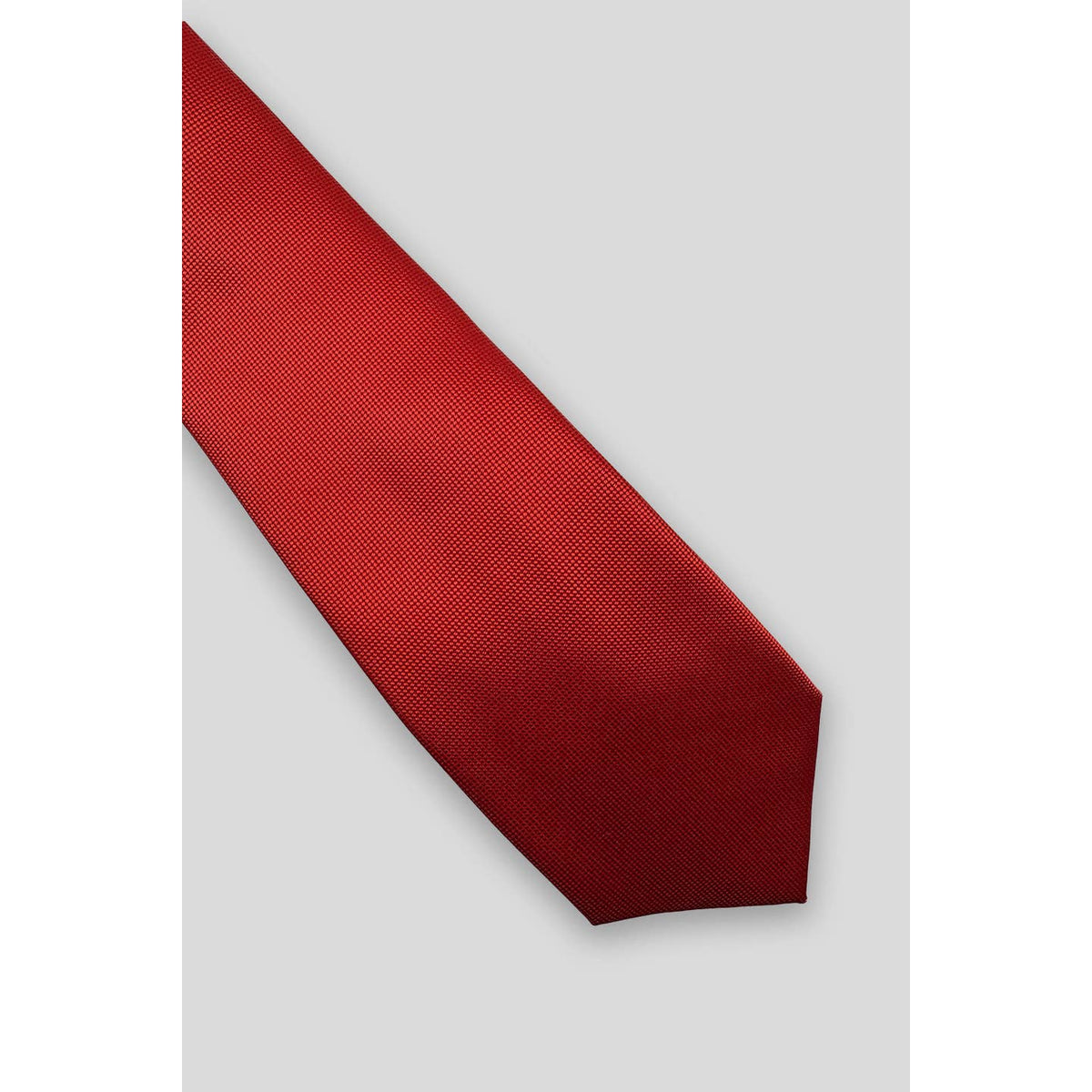Cravate rouge unie Lisa en microfibre